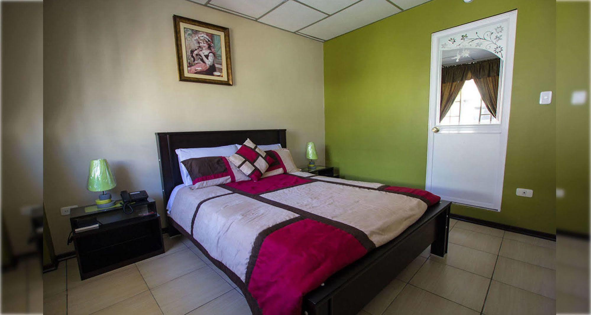 קואנקה Hotel Las Gardenias מראה חיצוני תמונה