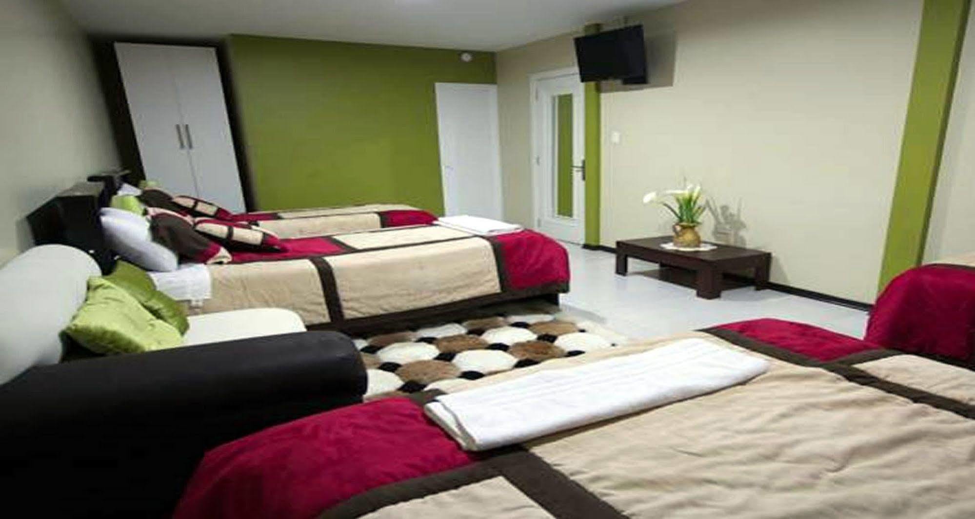 קואנקה Hotel Las Gardenias מראה חיצוני תמונה