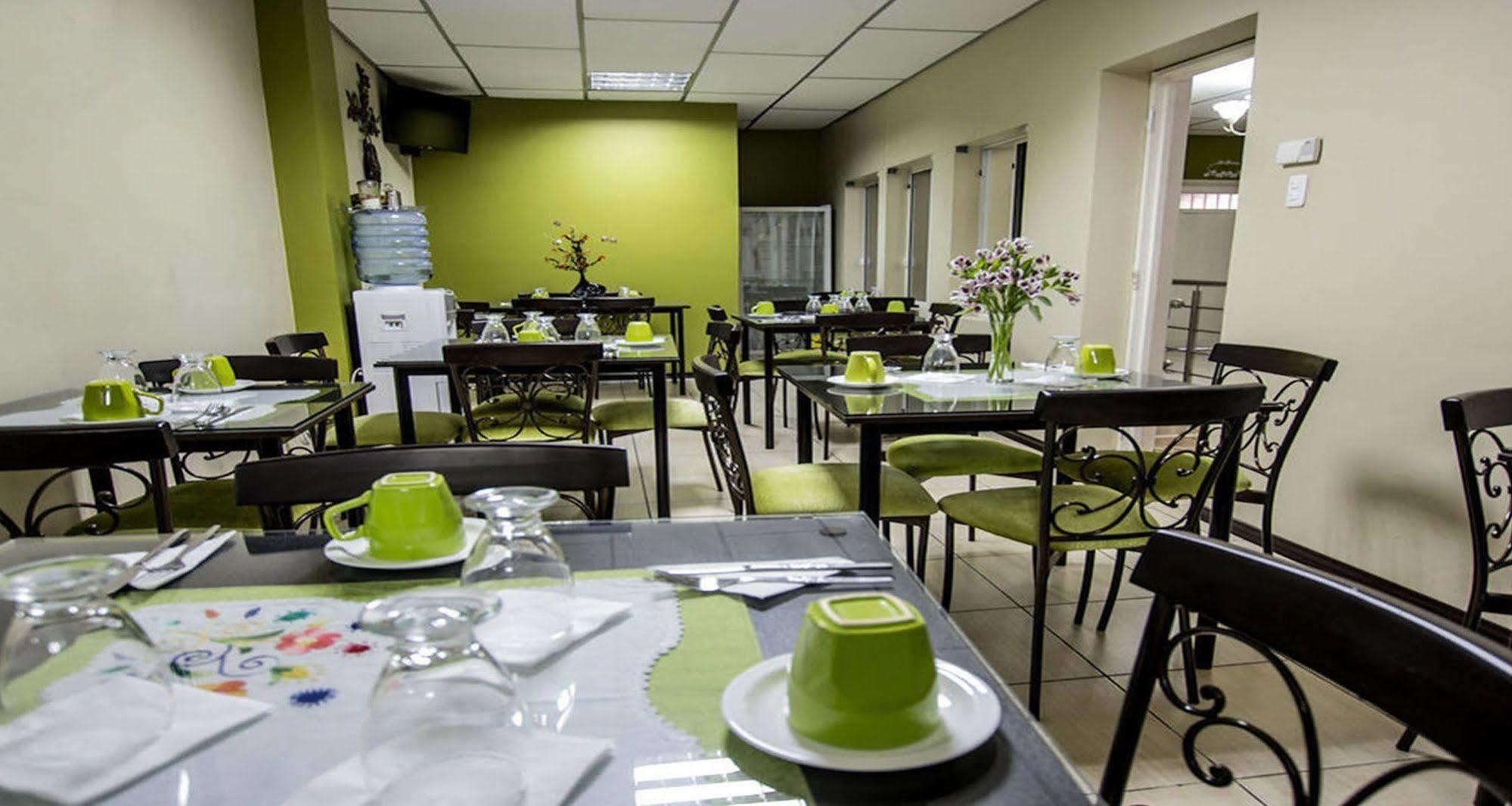 קואנקה Hotel Las Gardenias מראה חיצוני תמונה